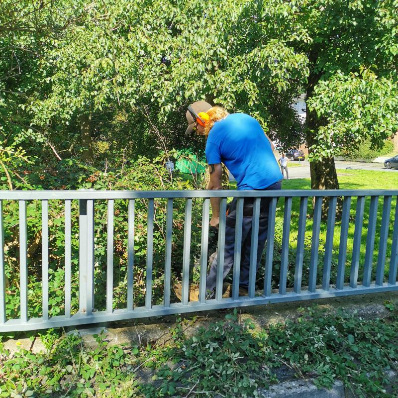 Grounds work
